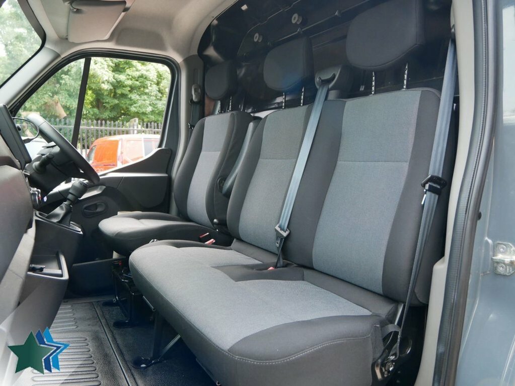 Renault Master 2.3L Dci 35 Start Long Overhang Panel Van Dies MJ24FML Grey #5