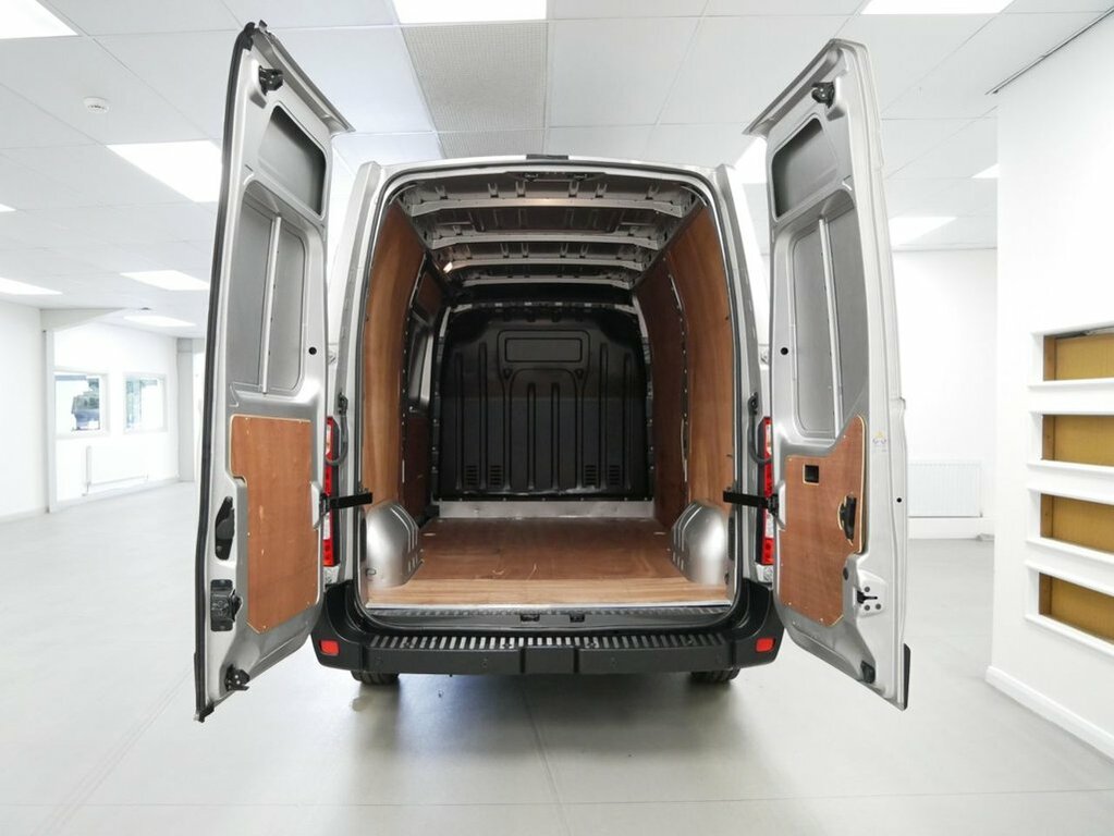 Nissan NV400 2.3L Dci 35 Se Panel Van Fwd L2 Silver #5