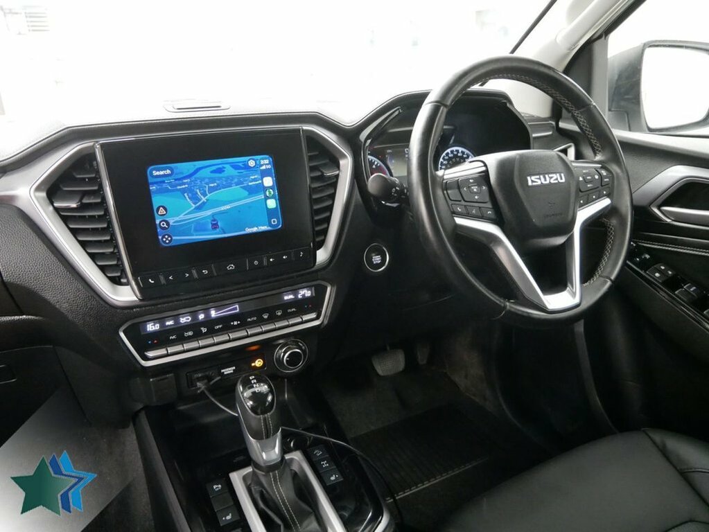 Isuzu D-Max 1.9L Td Dl40 Pickup Double Cab 4Wd YK73ZGL White #2