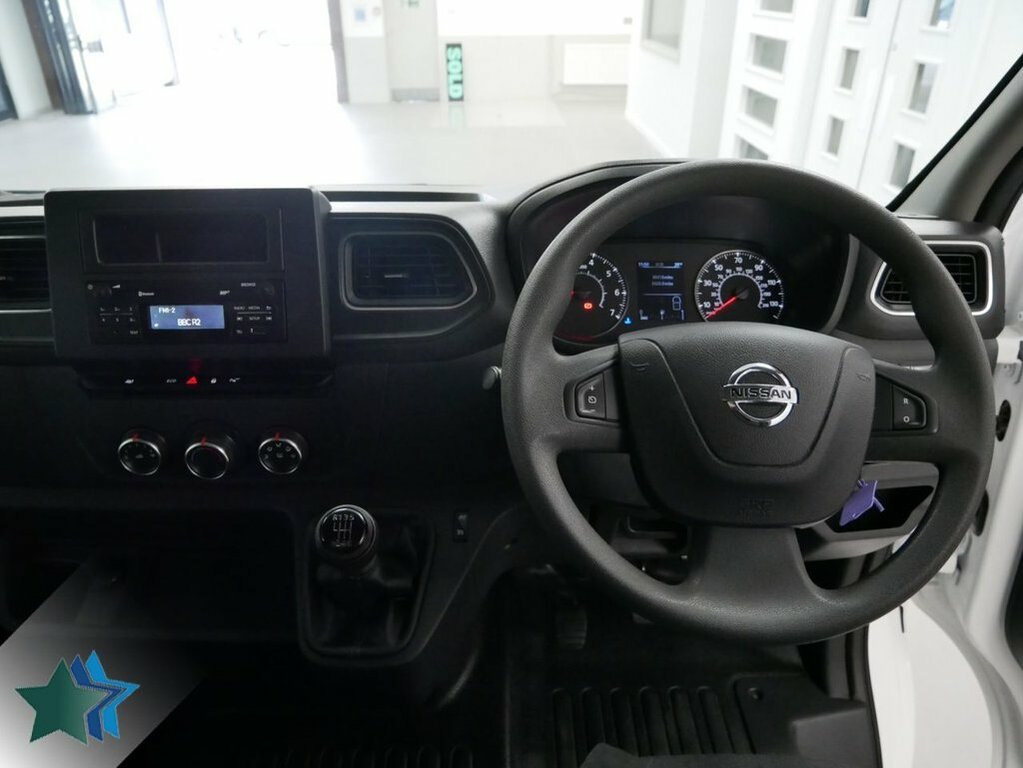 Nissan InterStar 2.3L Dci 33 Acenta Panel Van Fwd White #4