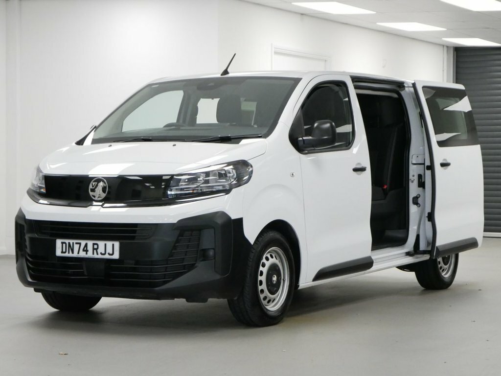 Vauxhall Vivaro 2L 2.0 Turbo D Prime Xl Crew Van Double Cab 6Dr Di White