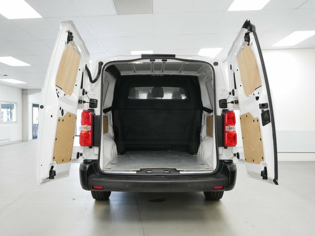Vauxhall Vivaro 2L 2.0 Turbo D Prime Xl Crew Van Double Cab 6Dr Di DN74RJJ White #6