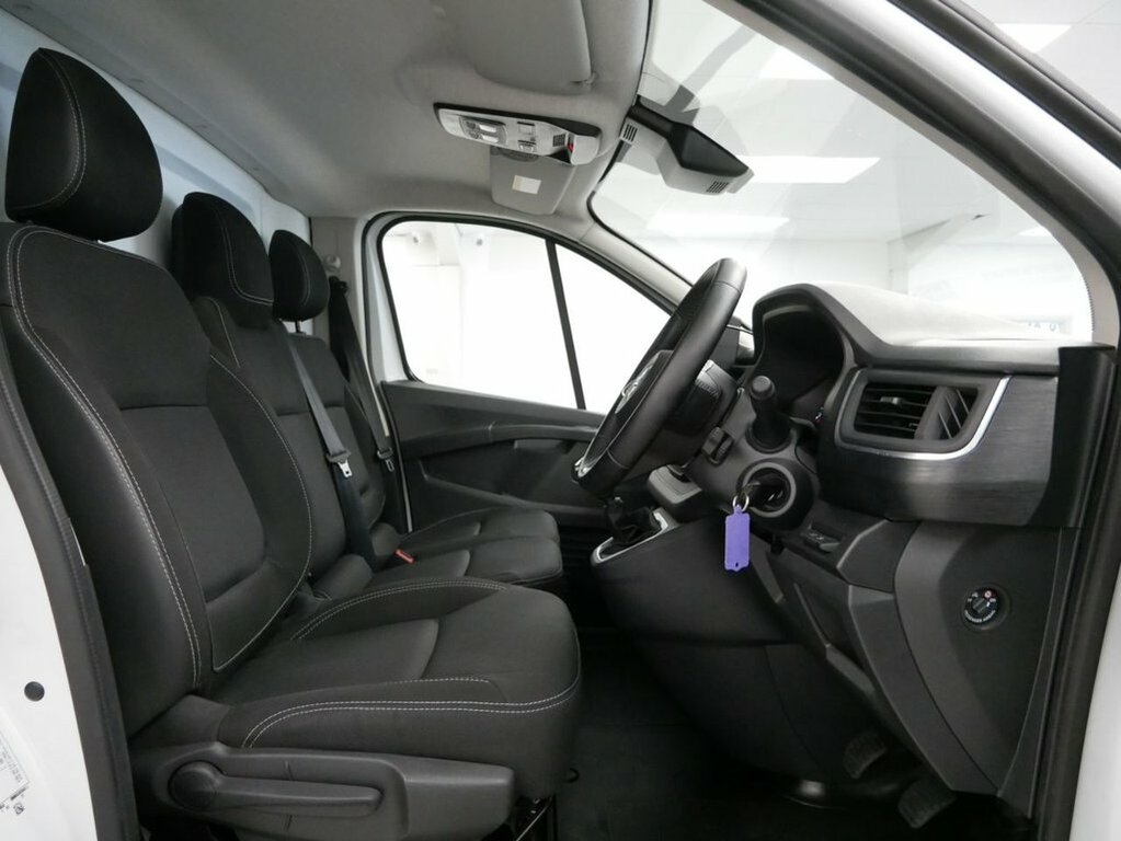 Nissan Primastar Primastar Tekna Dci Grey #28