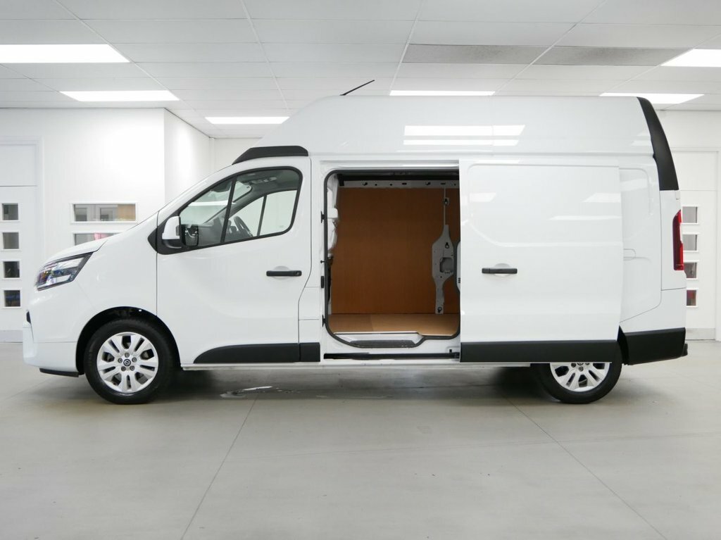 Nissan Primastar Primastar Tekna Dci Grey #24