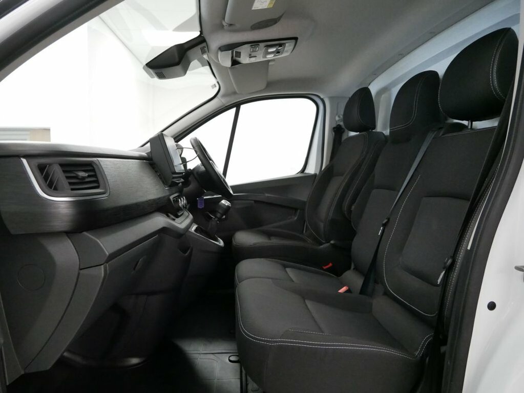 Nissan Primastar Primastar Tekna Dci Grey #29