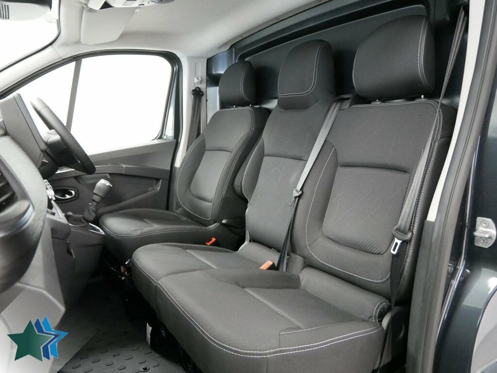 Renault Trafic Mpv MM26SYS Grey #3