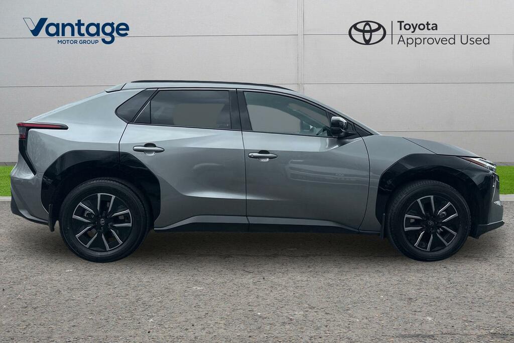 Toyota bZ4X 73.1Kwh Design YB75HSZ Grey #2