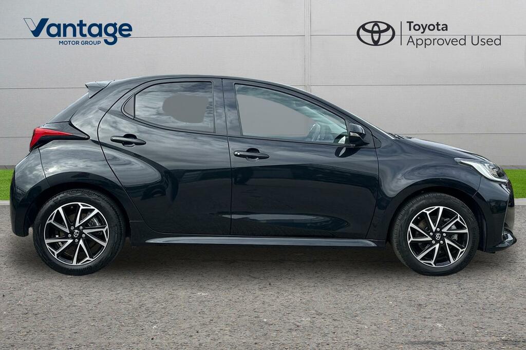 Toyota Yaris 1.5 Vvt-h Design E-cvt Euro 6 Ss YE75EVB Black #2