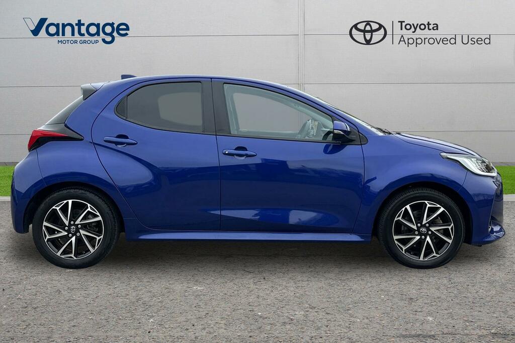 Toyota Yaris 1.5 Vvt-h Design E-cvt Euro 6 Ss CP23AOB Blue #2