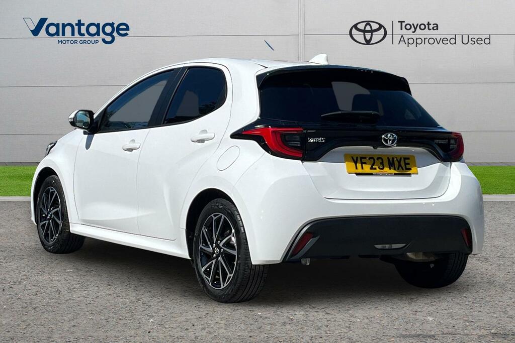 Toyota Yaris 1.5 Vvt-h Design Hatchback Hybrid E-cvt YF23MXE White #4