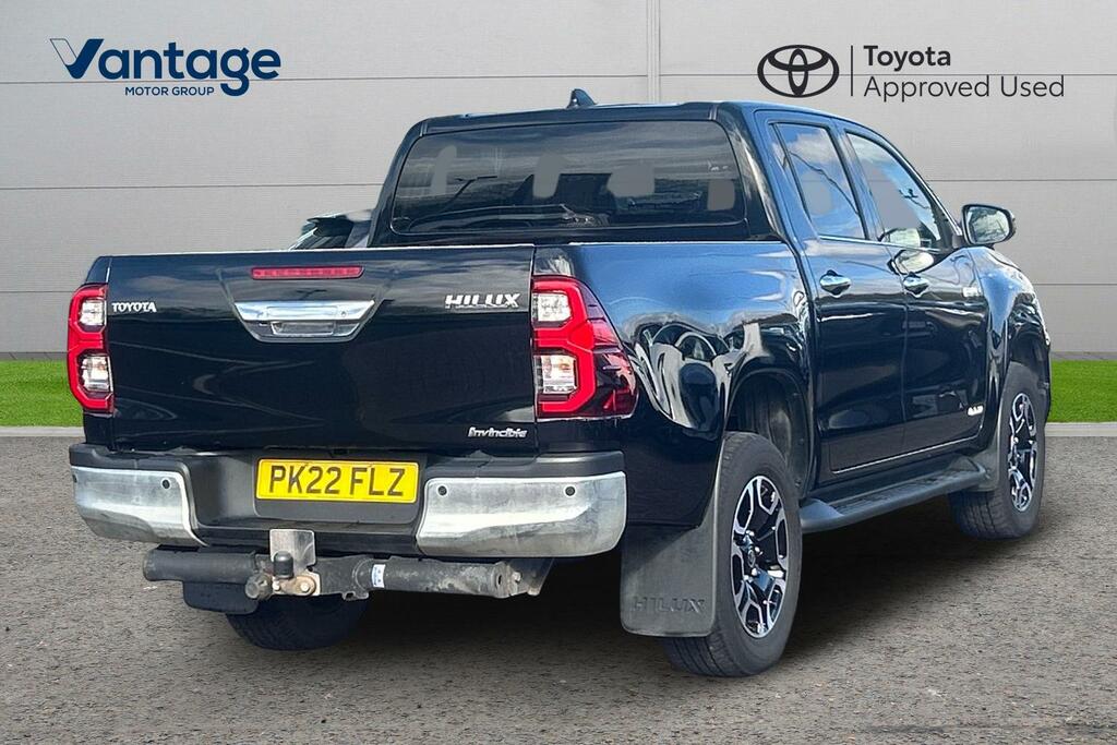 Toyota HILUX 2.8 D-4d Invincible 4Wd Euro 6 Ss Black #2