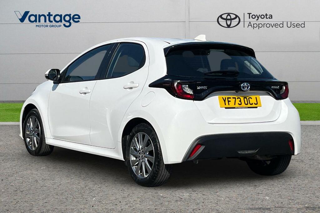 Toyota Yaris 1.5 Vvt-h Icon Hatchback Hybrid E-cvt E YF73OCJ White #4