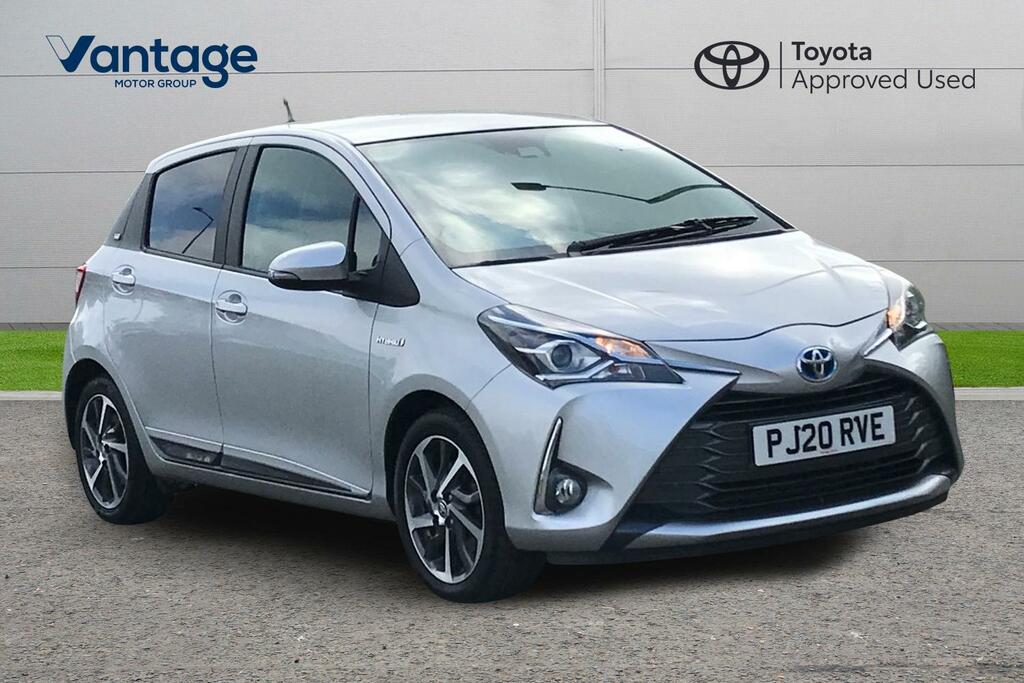 Toyota Yaris 1.5 Vvt-h Y20 Bi-tone E-cvt Euro 6 Ss PJ20RVE Silver