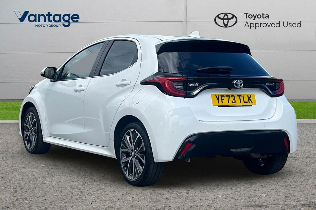 Toyota Yaris 1.5 Vvt-h Excel Hatchback Hybrid E-cvt YF73TLK White #4
