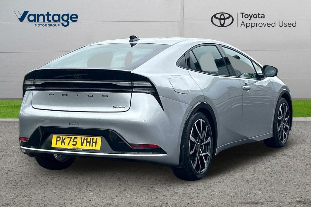 Toyota Prius 2.0 13.6Kwh Excel Cvt Euro 6 Ss PK75VHH Silver #2