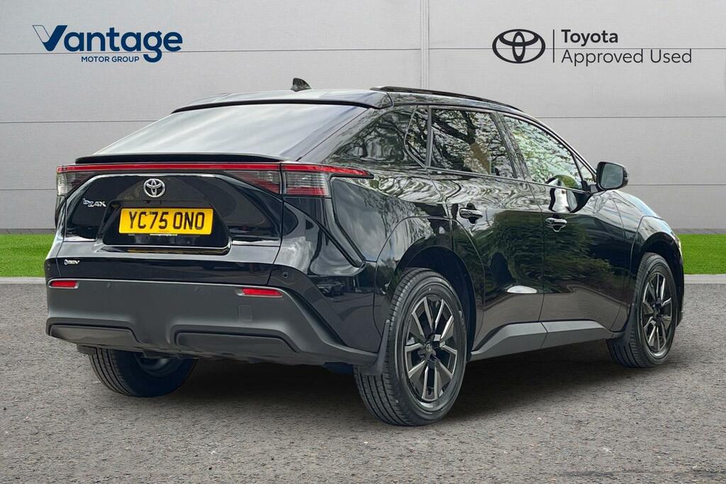 Toyota bZ4X 73.1Kwh Design Suv 224 Ps YC75ONO Black #2