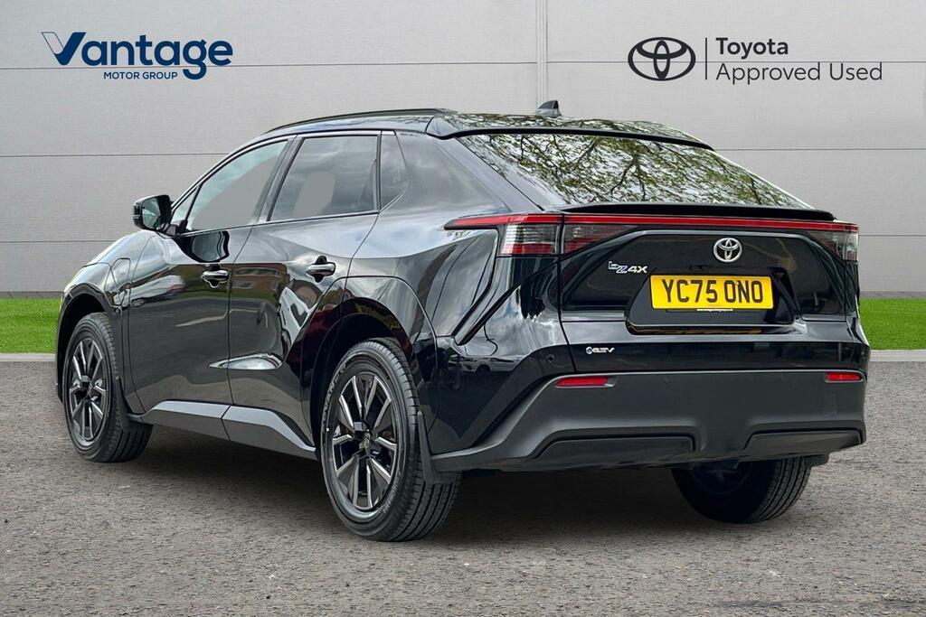 Toyota bZ4X 73.1Kwh Design Suv 224 Ps YC75ONO Black #4