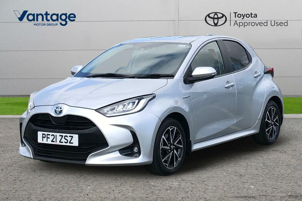 Toyota Yaris 1.5 Vvt-h Design E-cvt Euro 6 Ss PF21ZSZ Silver #3