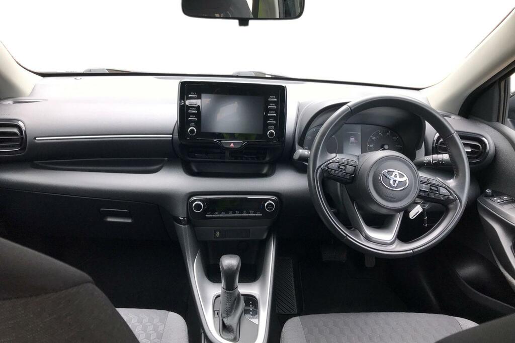 Toyota Yaris 1.5 Vvt-h Icon E-cvt Euro 6 Ss DE22OKV Black #6