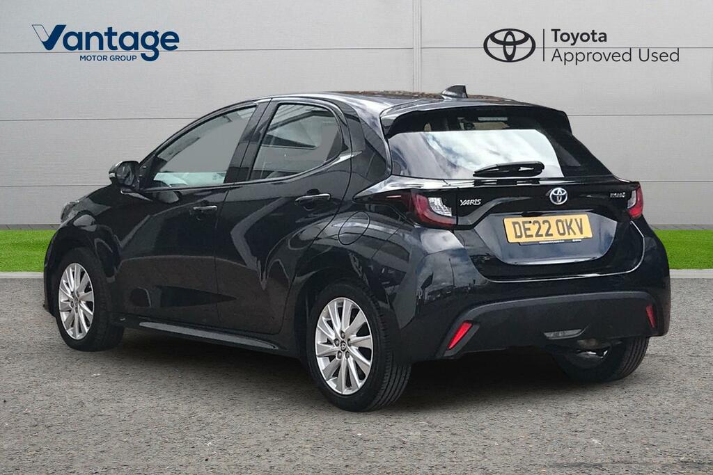 Toyota Yaris 1.5 Vvt-h Icon E-cvt Euro 6 Ss DE22OKV Black #4