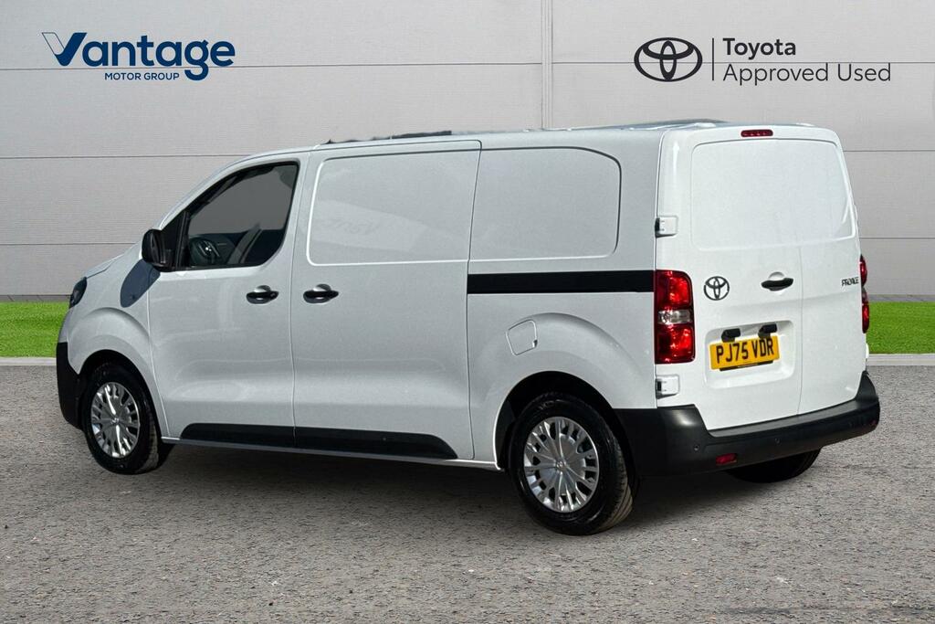 Toyota PROACE 1.5D Icon Medium Panel Van Mwb Euro 6 Ss 6Dr White #4