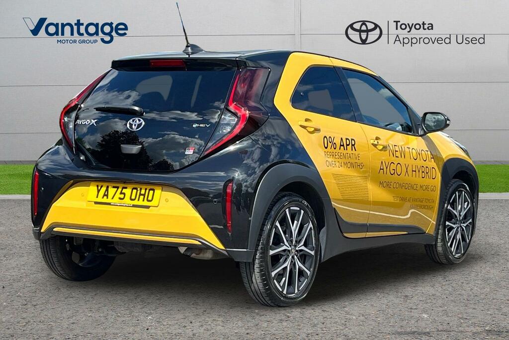 Toyota Aygo X 1.5H Gr Sport Hatchback Hybrid Cvt Euro YA75OHO Yellow #2