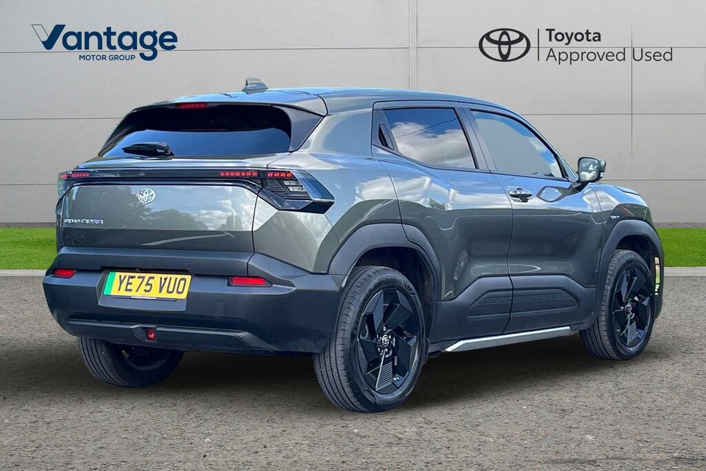 Toyota Urban Cruiser 61Kwh Design Suv 174 Ps YE75VUO Green #2