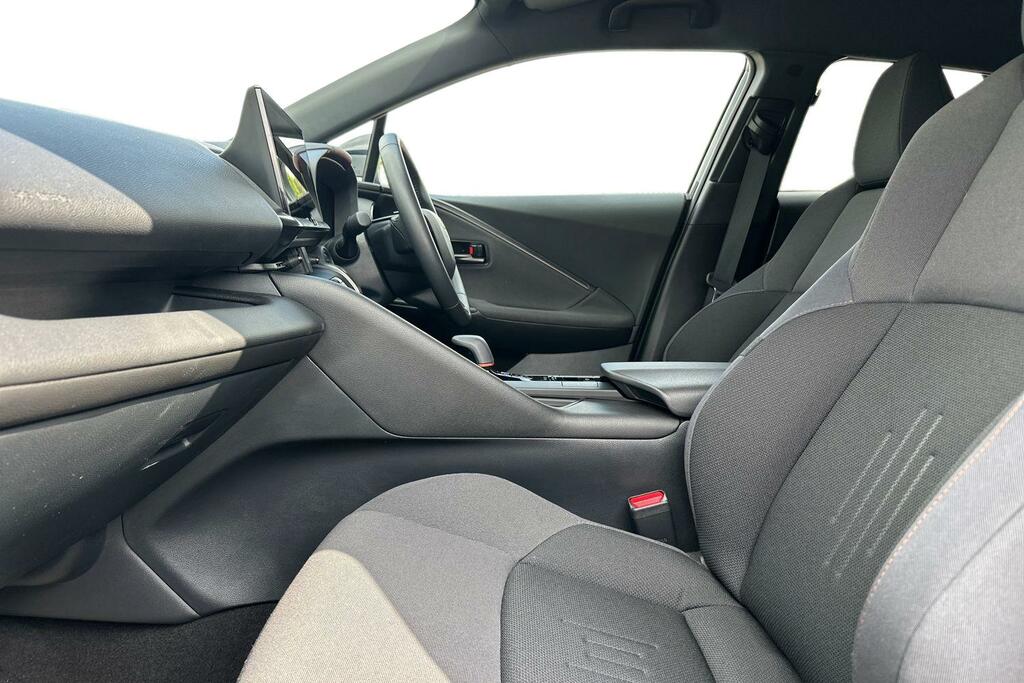 Toyota C-Hr 1.8 Vvt-h Design Cvt Euro 6 Ss FL25PXM Grey #5