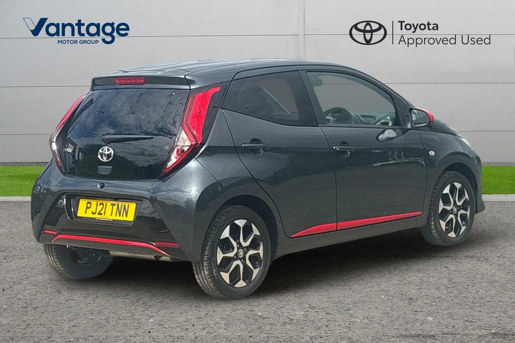 Toyota Aygo 1.0 Vvt-i X-trend Euro 6 Safety Sense Grey #2