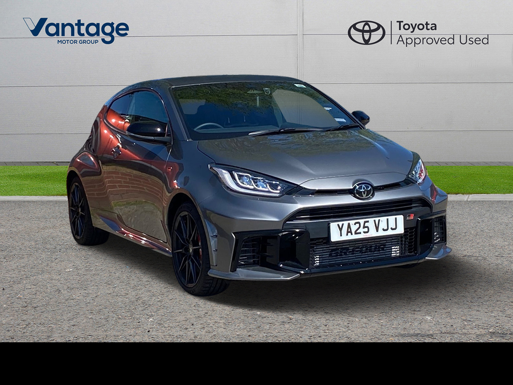 Toyota Yaris 1.6T Gr Dat8 Awd Euro 6 Grey