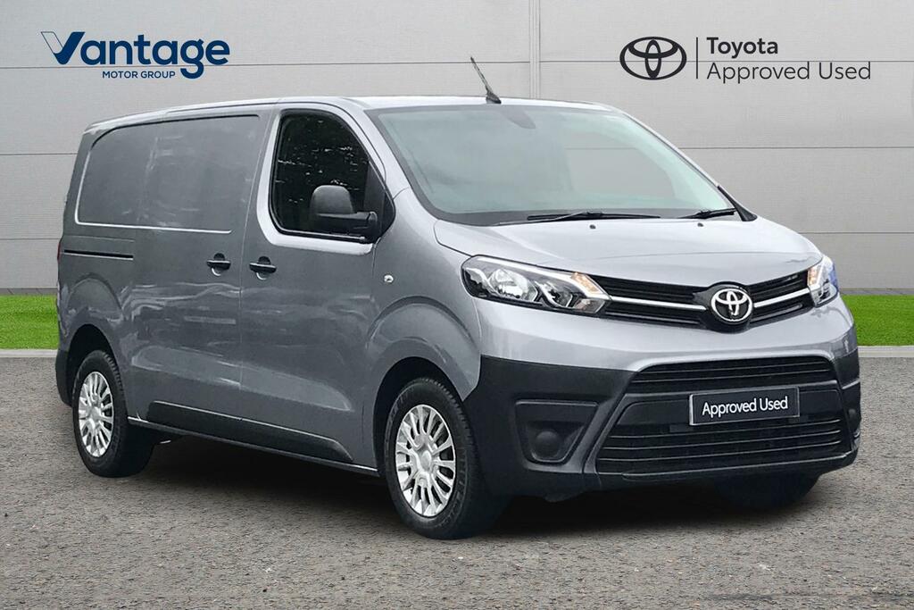 Toyota PROACE 2.0D Icon Medium Panel Van Mwb Euro 6 Ss 6Dr Grey