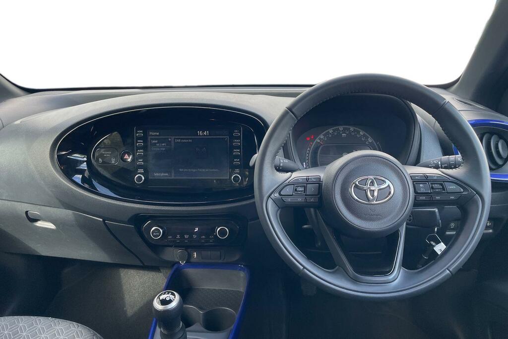 Toyota Aygo X 1.0 Vvt-i Edge Euro 6 Ss PK23WVZ Blue #6