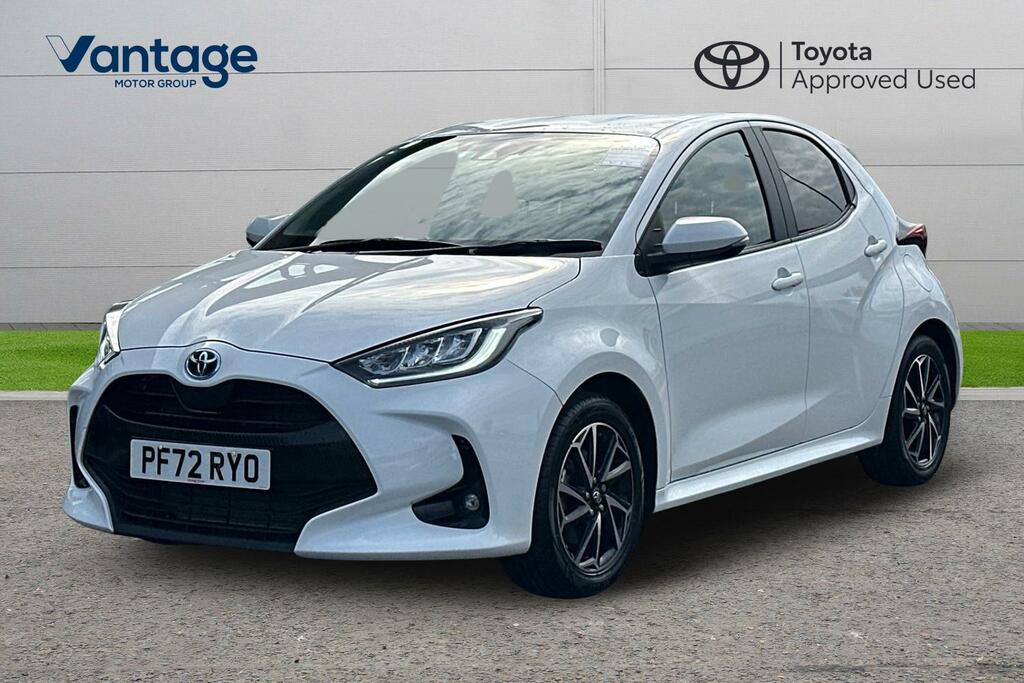 Toyota Yaris 1.5 Vvt-h Design E-cvt Euro 6 Ss PF72RYO White #3