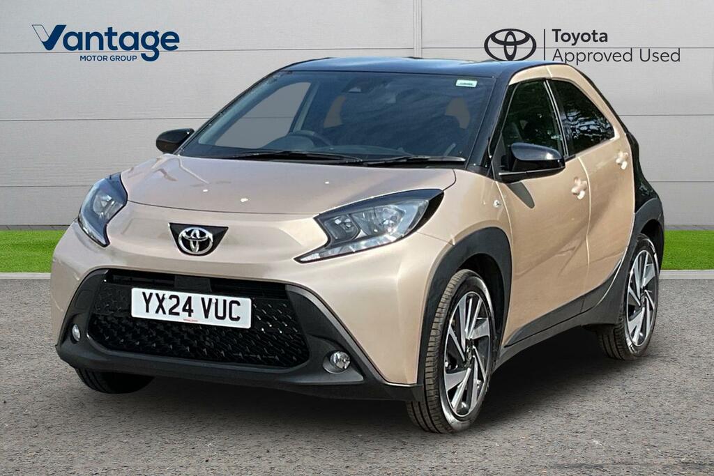 Toyota Aygo X 1.0 Vvt-i Edge Euro 6 Ss Beige #3