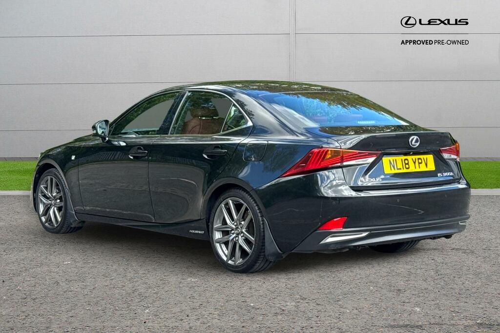 Lexus IS 2.5 300H F Sport Saloon Hybrid E-cvt Eu NL18YPV Black #2