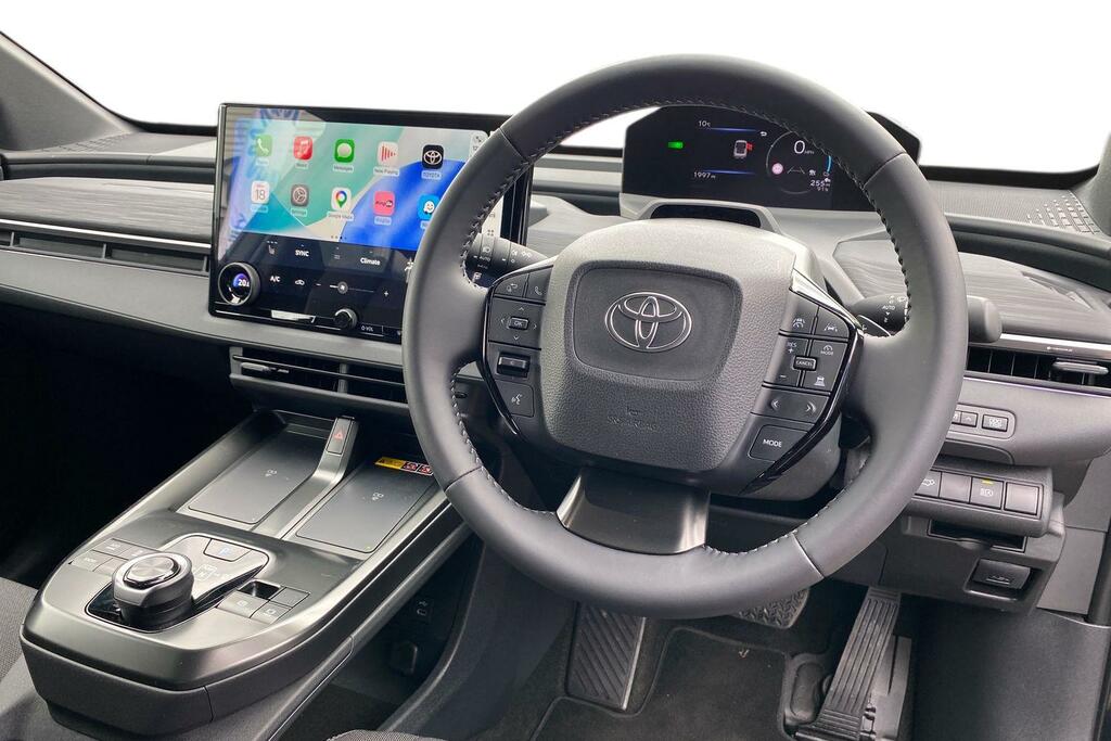 Toyota C-Hr 77Kwh Design YG26XRH Black #6