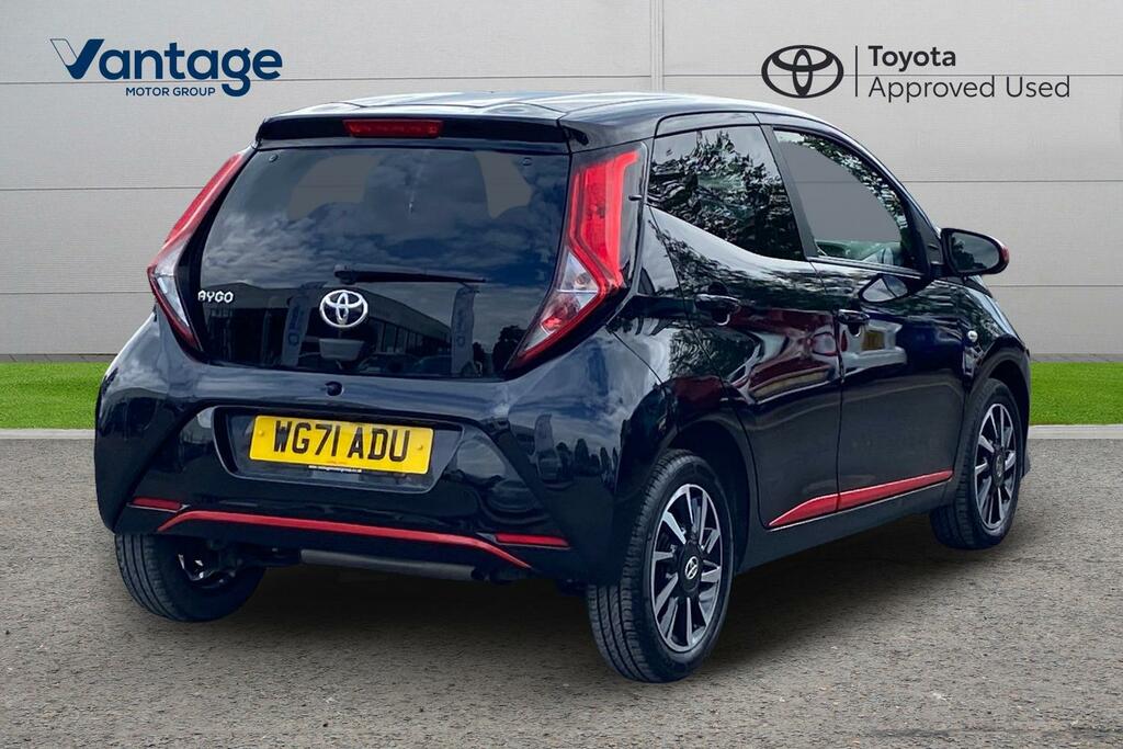 Toyota Aygo 1.0 Vvt-i X-trend X-shift Euro 6 Safety Sense WG71ADU Black #2