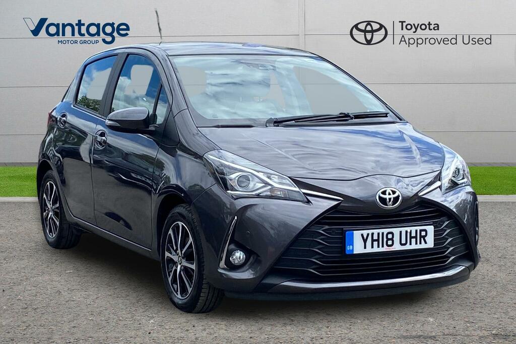 Toyota Yaris 1.5 Vvt-i Icon Tech Euro 6 Grey