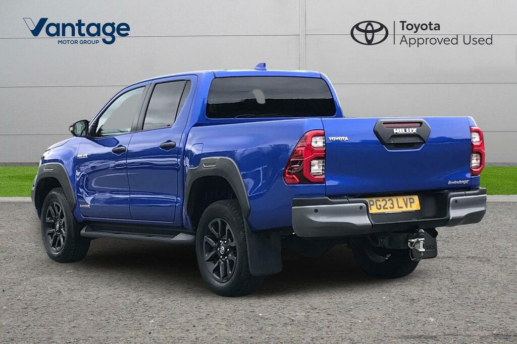 Toyota HILUX 2.8 D-4d Invincible X 4Wd Euro 6 Ss Blue #4