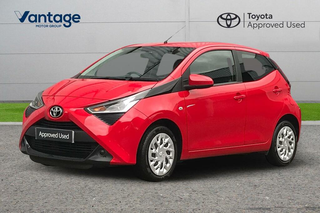Toyota Aygo 1.0 Vvt-i X-play Euro 6 YY20GGK Red #3