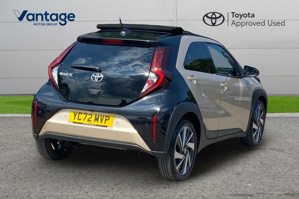 Toyota Aygo X 1.0 Vvt-i Edge Euro 6 Ss YC72MVP Beige #2