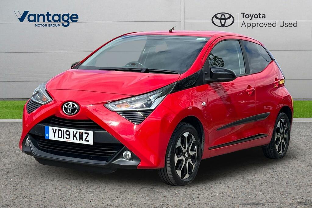 Toyota Aygo 1.0 Vvt-i X-trend Hatchback Euro YD19KWZ Red #3