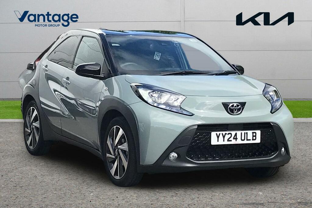 Toyota Aygo X 1.0 Vvt-i Edge Hatchback X-shift Euro 6 Green