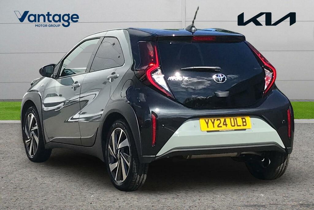 Toyota Aygo X 1.0 Vvt-i Edge Hatchback X-shift Euro 6 YY24ULB Green #5