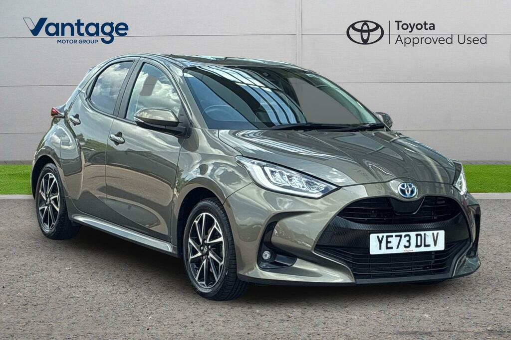 Toyota Yaris 1.5 Vvt-h Design E-cvt Euro 6 Ss Brown