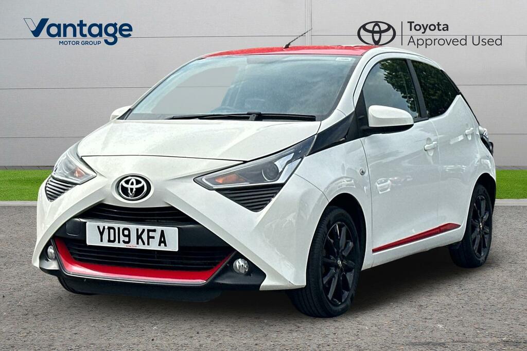 Toyota Aygo 1.0 Vvt-i X-press Euro 6 YD19KFA White #3