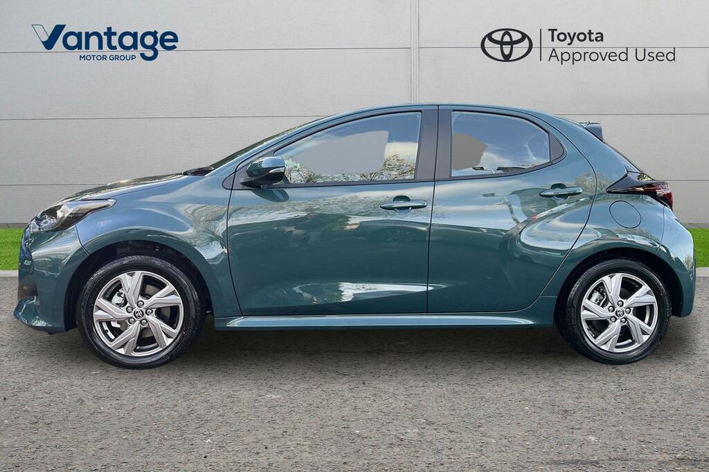 Toyota Yaris 1.5 Vvt-h Icon Hatchback Hybrid E-cvt E MT75NHG Green #6