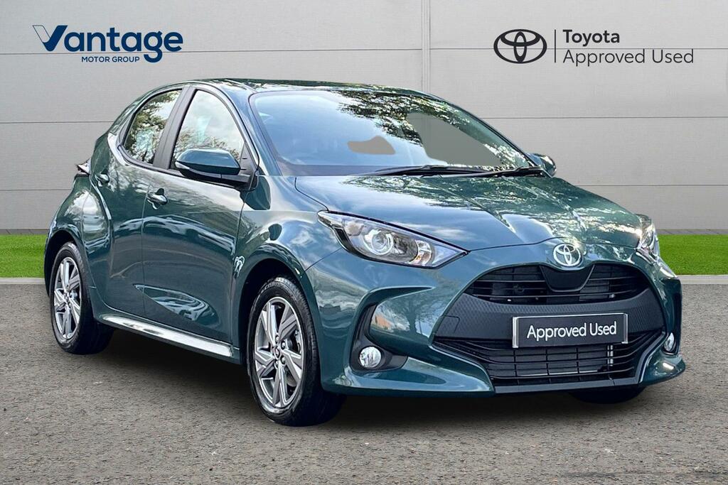 Toyota Yaris 1.5 Vvt-h Icon Hatchback Hybrid E-cvt E Green