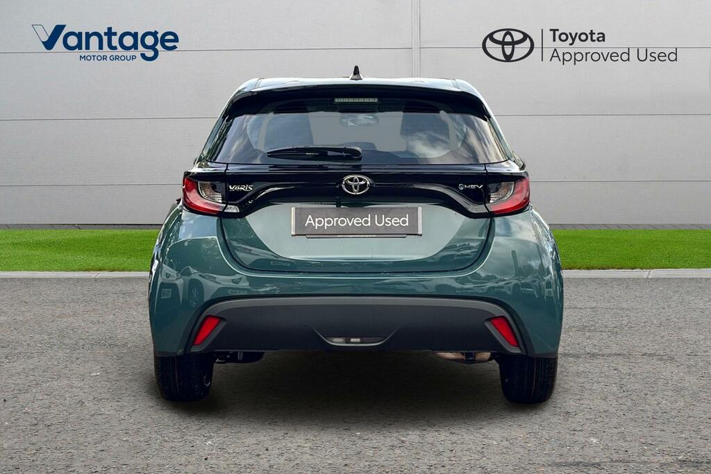 Toyota Yaris 1.5 Vvt-h Icon Hatchback Hybrid E-cvt E MT75NHG Green #4