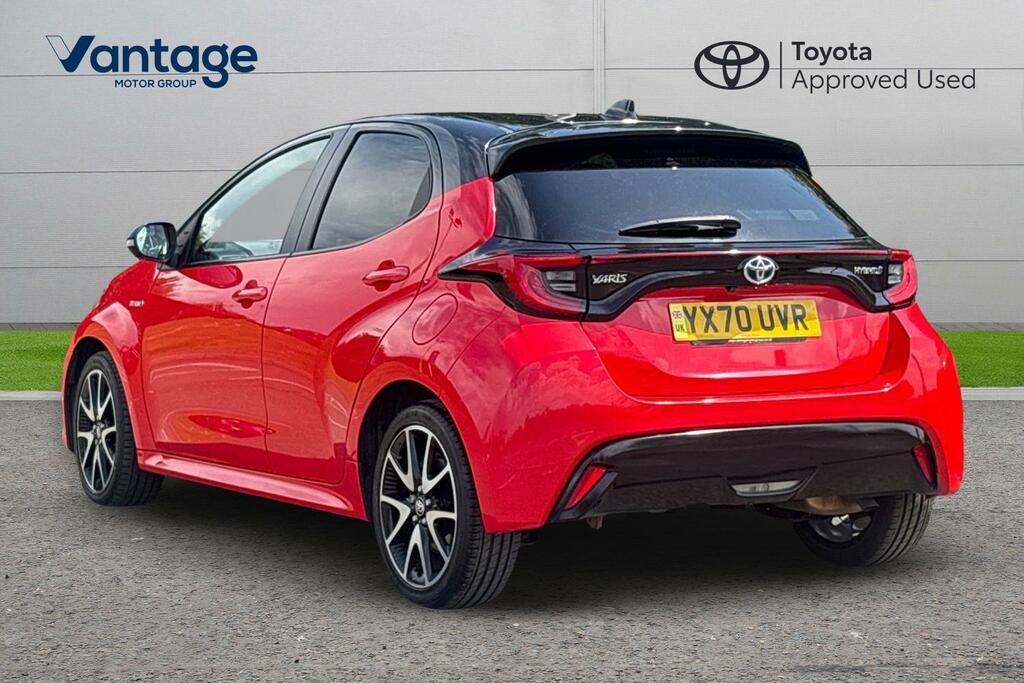 Toyota Yaris 1.5 Vvt-h Launch Edition E-cvt Euro 6 Ss YX70UVR Orange #4